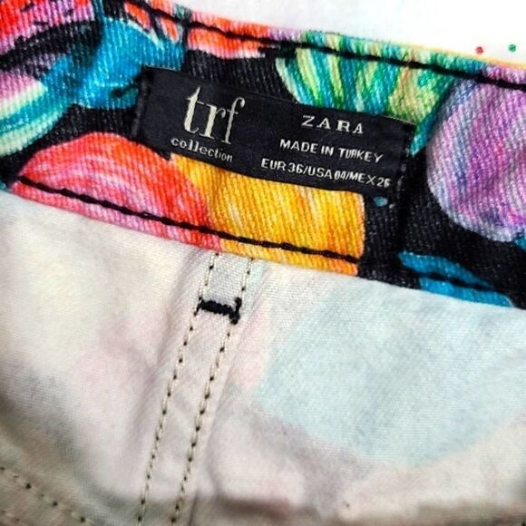 Zara‎ Trafaluc Collection High Rise Shorts 4 - Picture 7 of 13